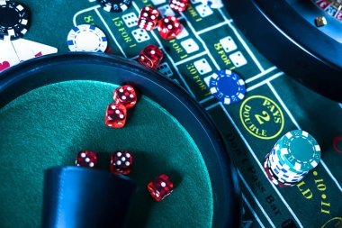 ligabola Sakong live-dealer table with professional dealer and multi-camera feed